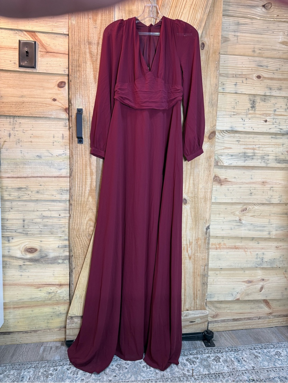 Flowing Burgundy Long Sleeve Maxi Dress